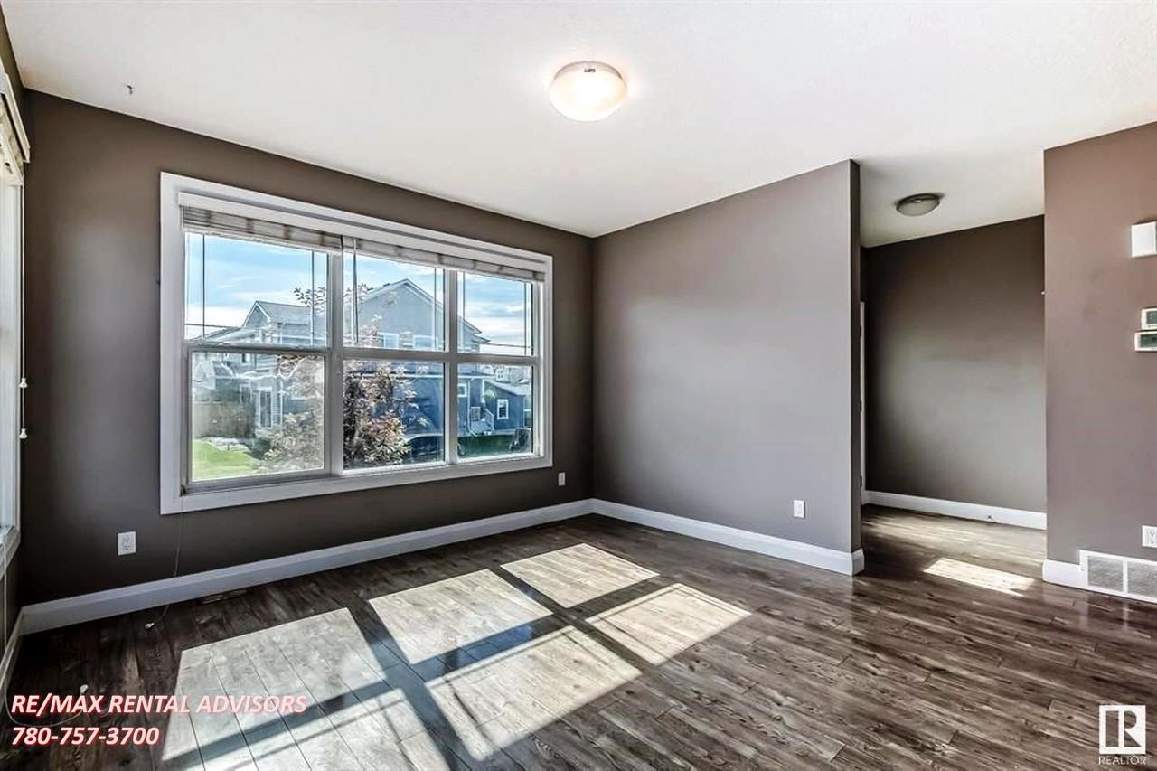 UPPER 73 Hudson Cove - Photo 7 of 17