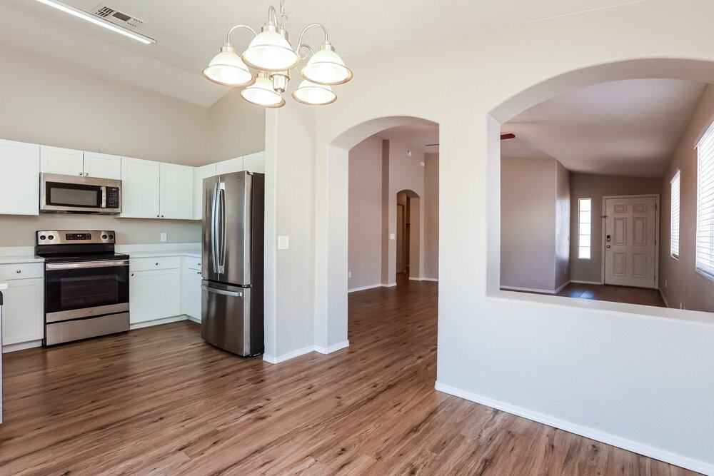 9009 E Kinross Dr - Photo 6 of 16