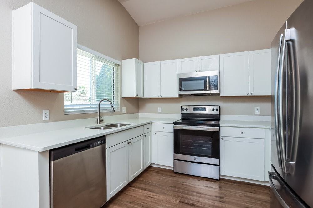 9009 E Kinross Dr - Photo 7 of 16