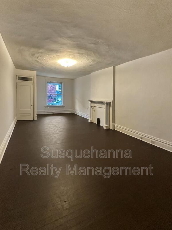 337 S 15th St - Photo 5 of 16
