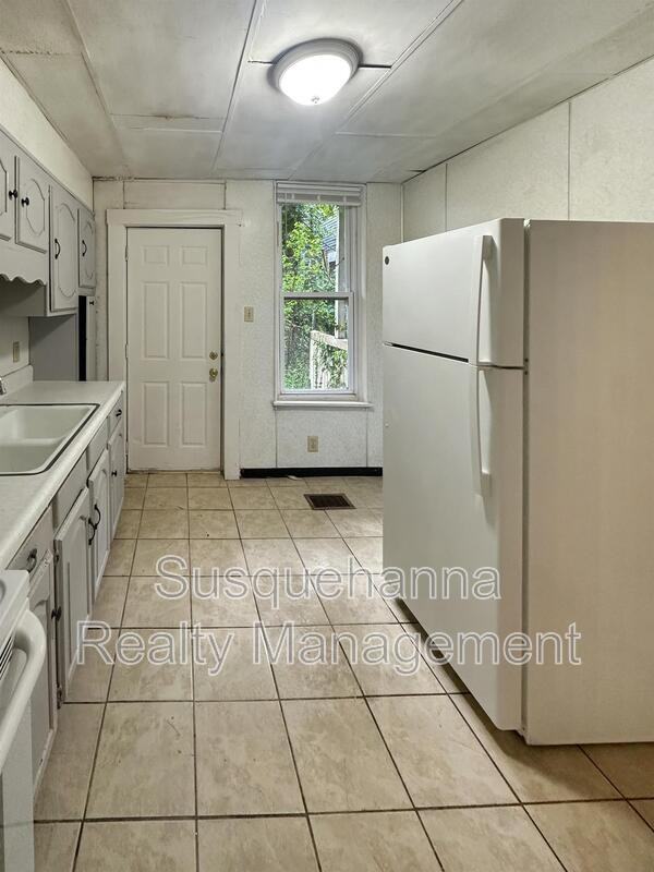 337 S 15th St - Photo 6 of 16
