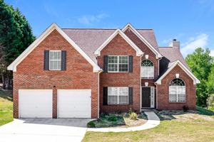 featured image of 204 Biltmore Way