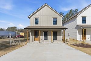 featured image of 105 Carroll Cir