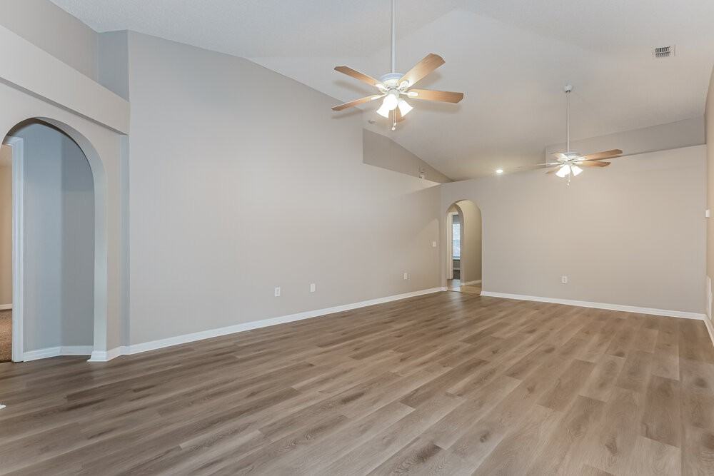 6216 Gondola Dr - Photo 3 of 16