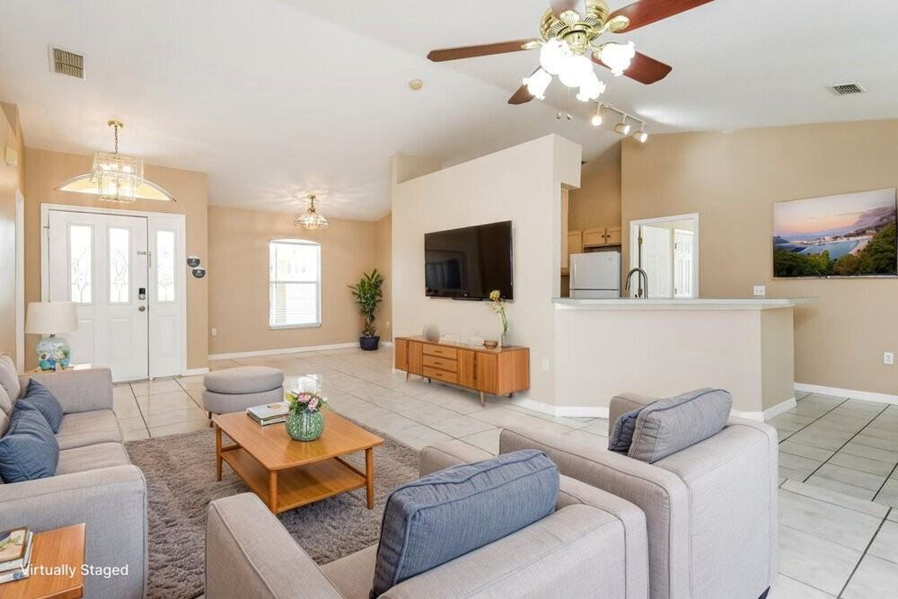 2318 Sweetwater Blvd - Photo 5 of 19