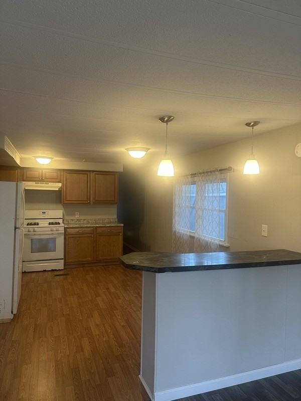134 Lakeside Ave - Photo 3 of 8