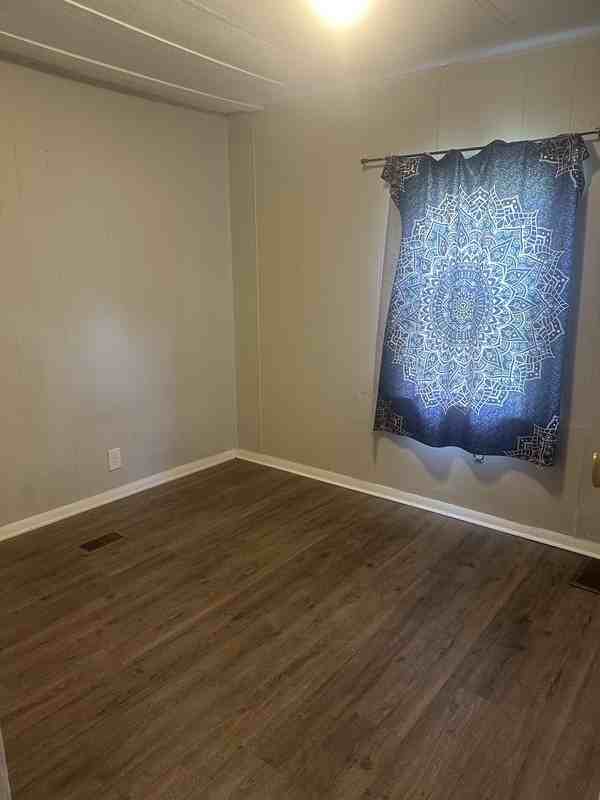 134 Lakeside Ave - Photo 6 of 8