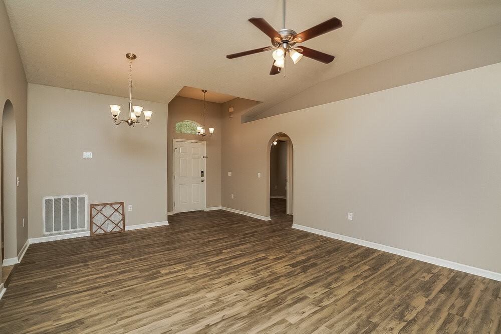 3245 Bellericay Ln - Photo 3 of 16