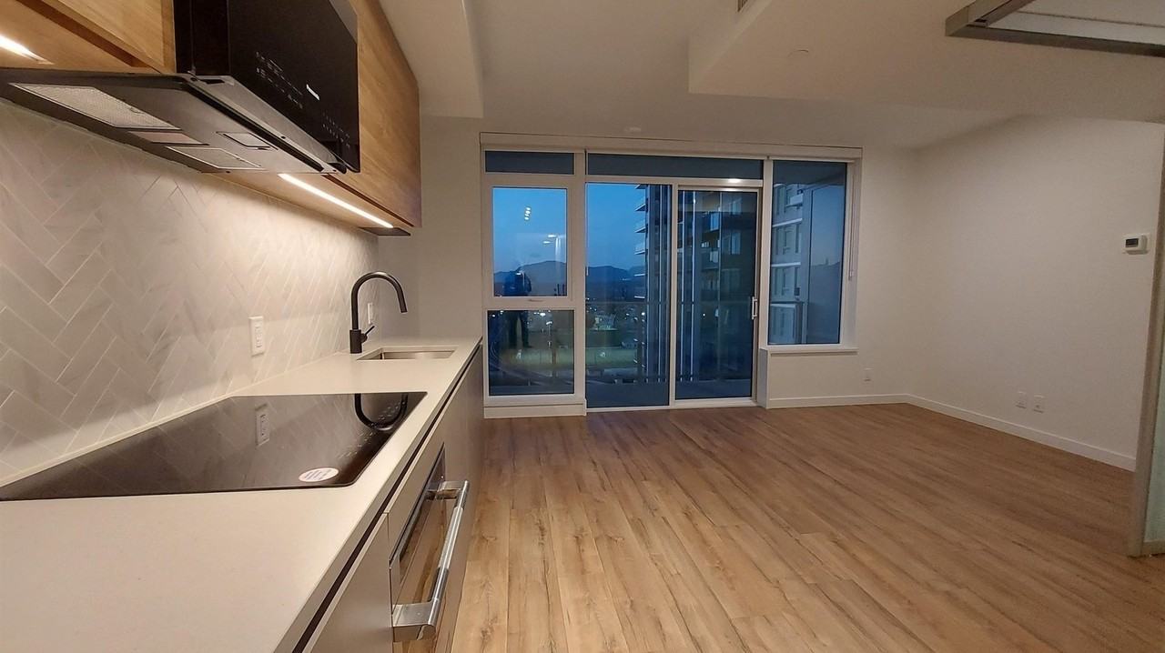 104 Ave & University Dr #1503 - Photo 3 of 9