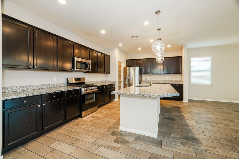 12125 W Remuda Dr - Photo 6 of 17
