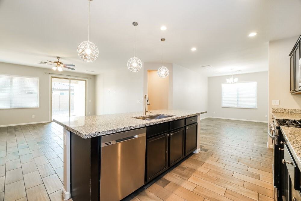 12125 W Remuda Dr - Photo 7 of 17