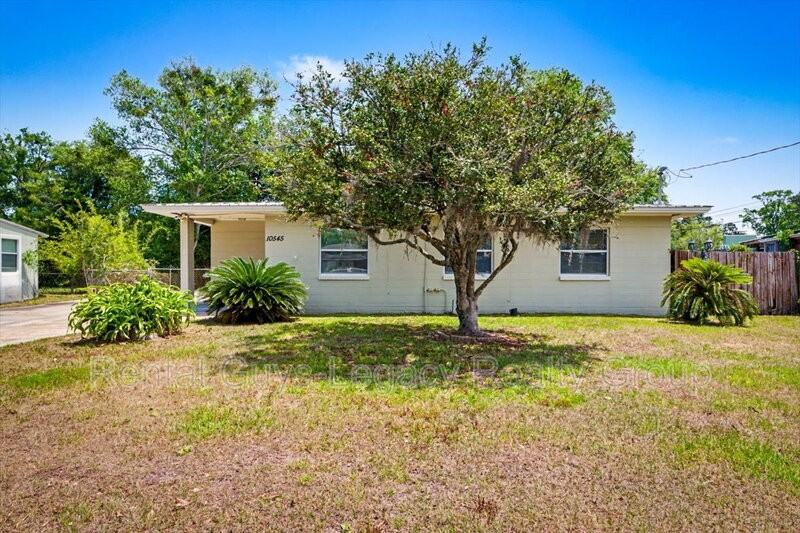 10545 Citrus Ln - Photo 2 of 32