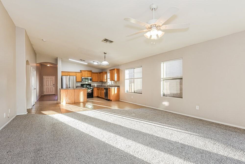 7814 S 72nd Ln - Photo 6 of 16
