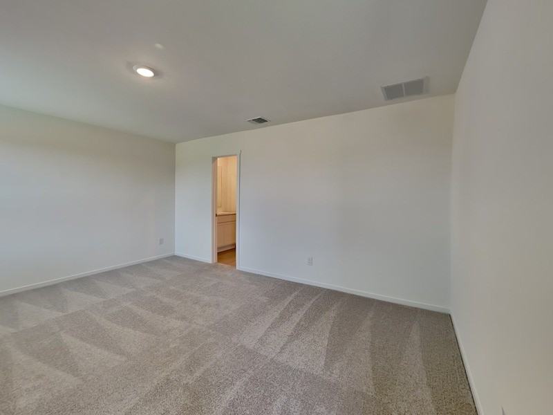 3707 Longleaf Dr - Photo 7 of 19