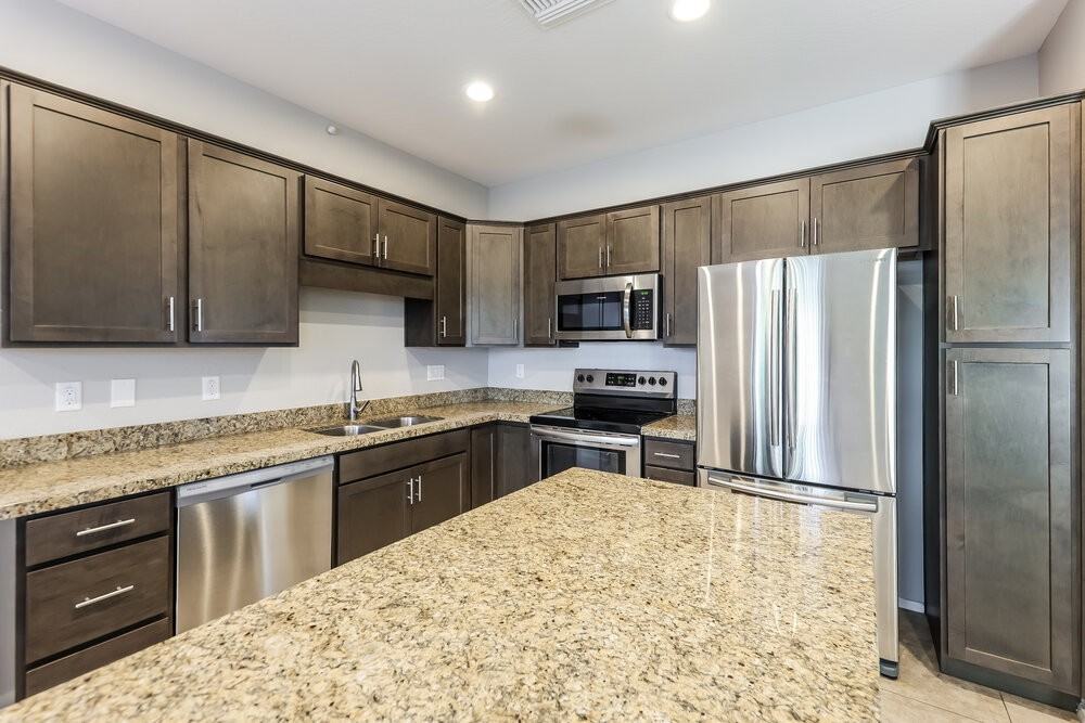 18777 N 43rd Ave #40 - Photo 7 of 17