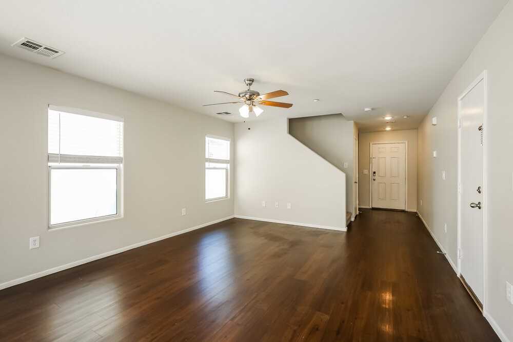 7332 Camden Pine Ave - Photo 5 of 17