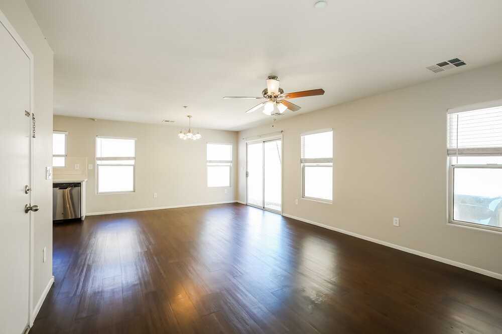 7332 Camden Pine Ave - Photo 6 of 17