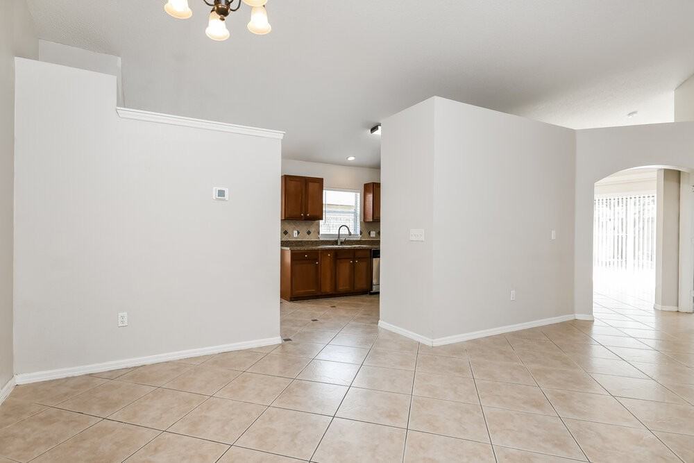 10832 Rushwood Way - Photo 7 of 19