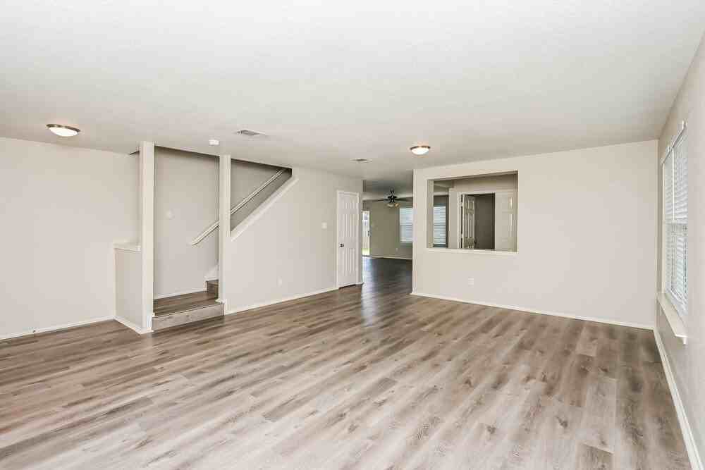 10108 Chapel Oak Trl - Photo 4 of 17