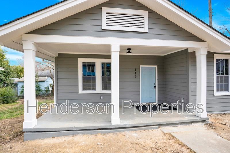 112 Dean St - Photo 2 of 13