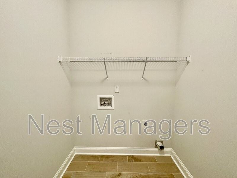 279 Cromwell Ct - Photo 7 of 26