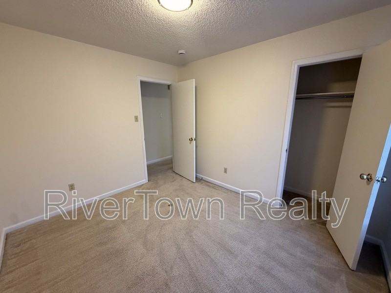 3834 Windermere Rd - Photo 5 of 9