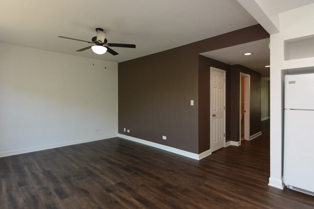 5208 N Sawyer Ave #2 - Photo 6 of 21