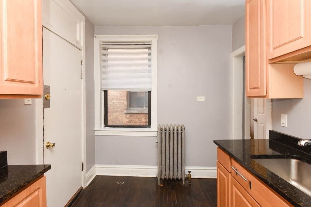 3600 W Sunnyside Ave #3 - Photo 4 of 21