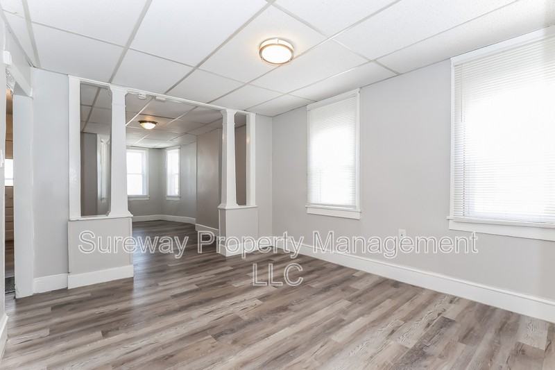 15 Marshall Ave - Photo 4 of 15