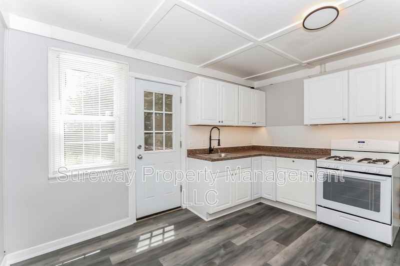 15 Marshall Ave - Photo 5 of 15