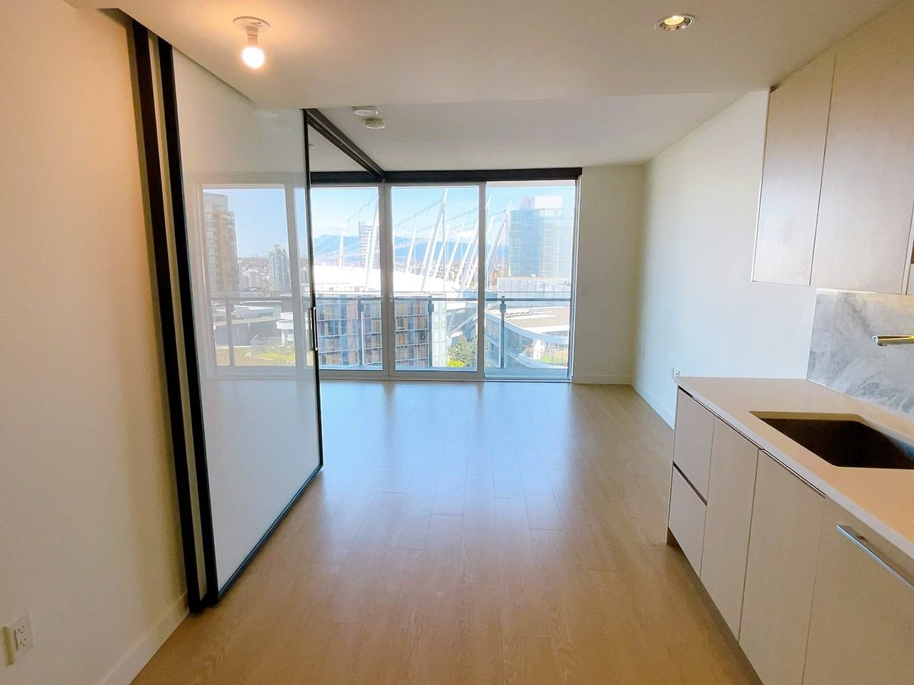 89 Nelson Street #22nd Floor - Photo 4 of 23