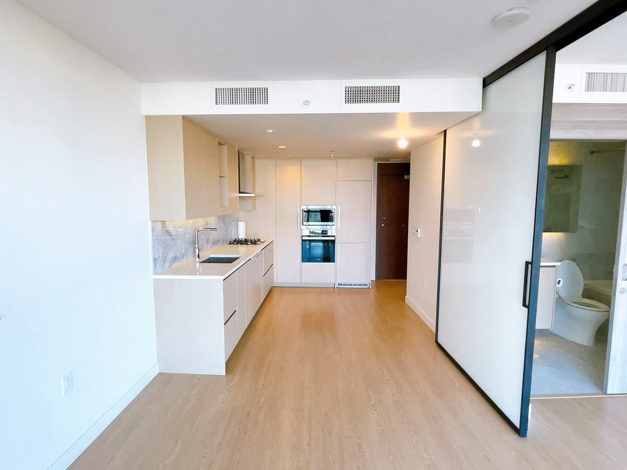 89 Nelson Street #22nd Floor - Photo 7 of 23