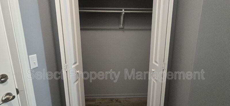7083 Homestead Rd - Photo 3 of 29
