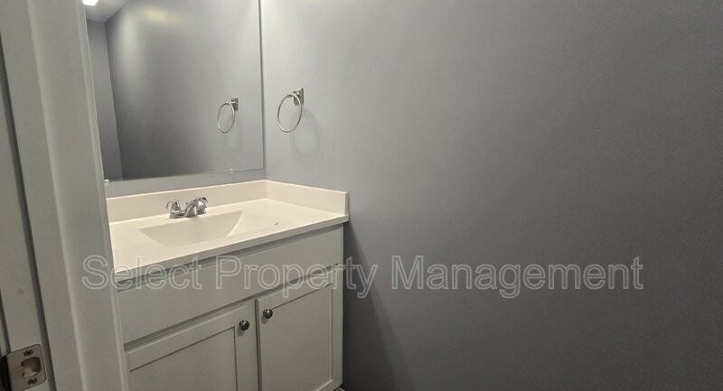 7083 Homestead Rd - Photo 5 of 29