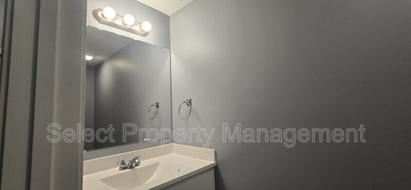 7083 Homestead Rd - Photo 6 of 29