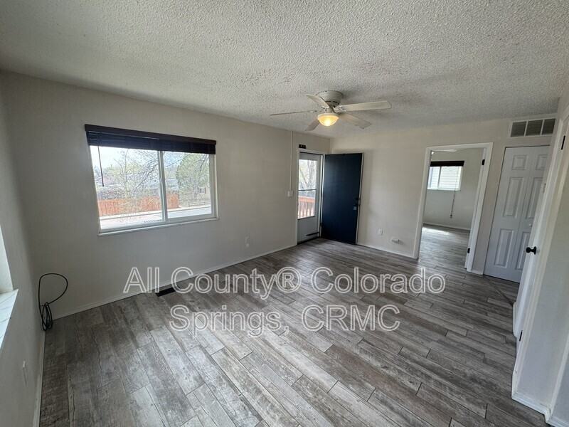 1338 Westend Ave - Photo 6 of 17