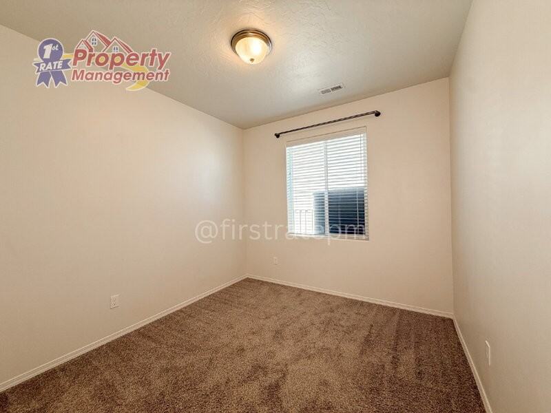 4800 Great Falls Ave - Photo 6 of 33