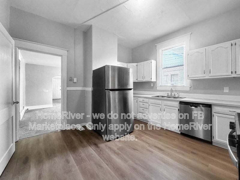 127 N 40th St - Photo 7 of 22