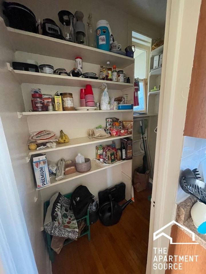 1644 W Summerdale Ave #3N - Photo 5 of 23