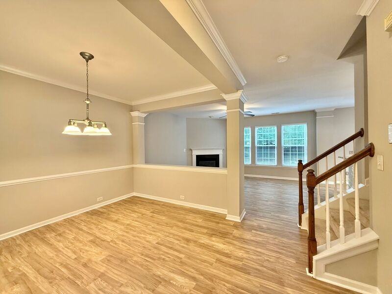 2113 Trefoil Ln - Photo 4 of 25