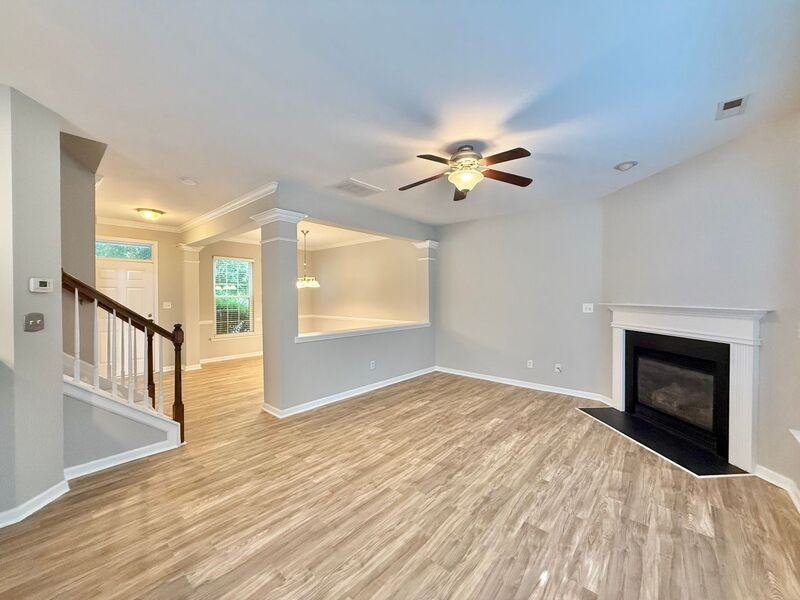2113 Trefoil Ln - Photo 5 of 25