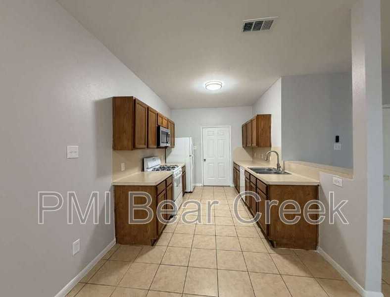 6407 Waldron Dr #A - Photo 6 of 21