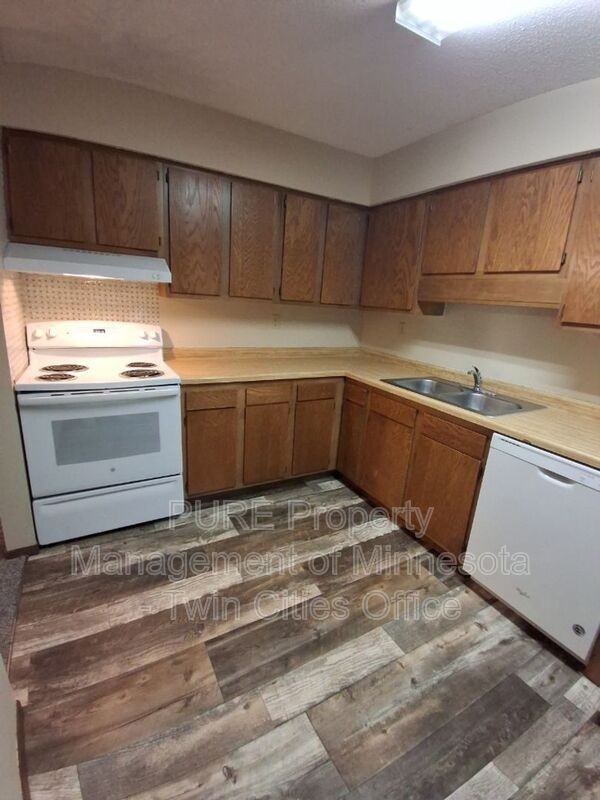 221 Grand Ave W #204