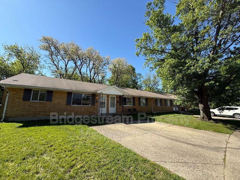 5126 Nebraska Ave - Photo 2 of 9