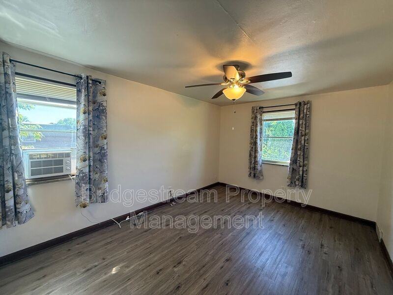 426 Wonderly Ave #3 - Photo 7 of 8