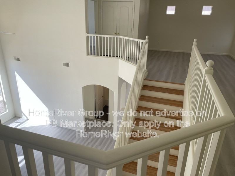 1100 Diamondback Dr Ne - Photo 5 of 26