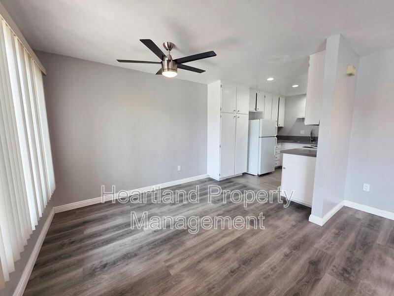 4879 Parks Ave #3 - Photo 3 of 7