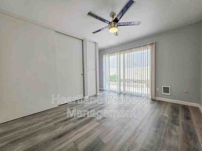 4879 Parks Ave #3 - Photo 5 of 7