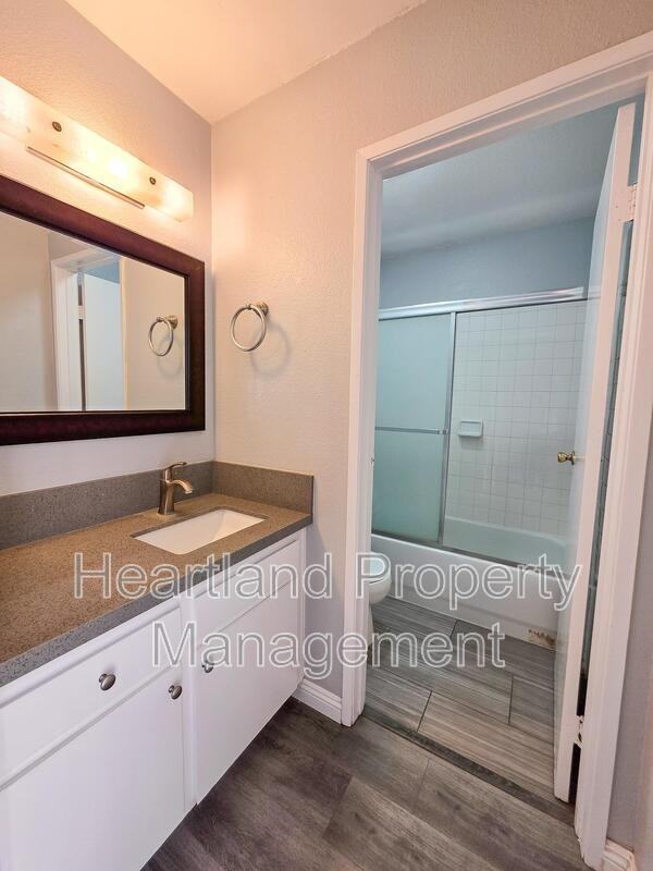 4879 Parks Ave #3 - Photo 6 of 7