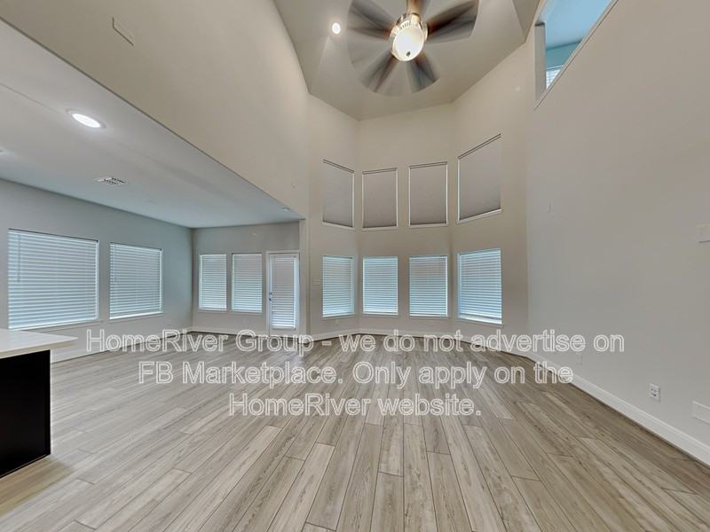 8926 Emerald Cane Dr - Photo 5 of 24